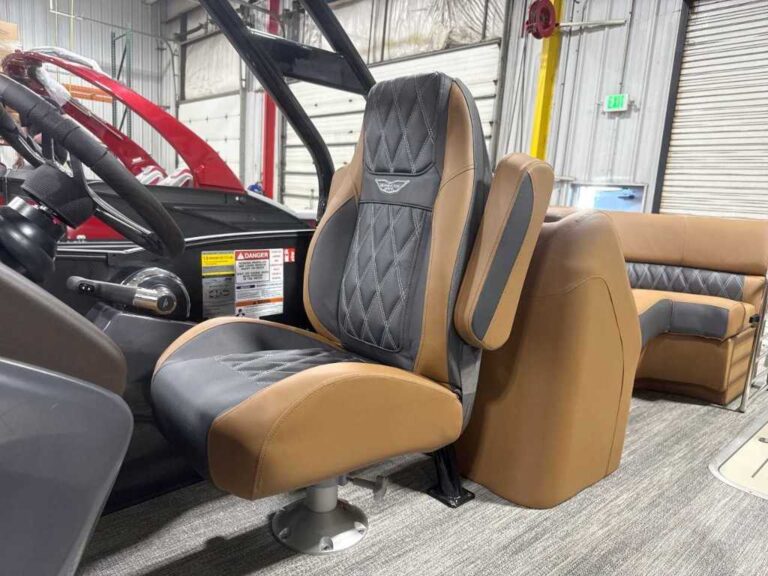 2026 Bennington 25RTFBA - Arch - Blackout US-ETWS9890K526 [photo 15]